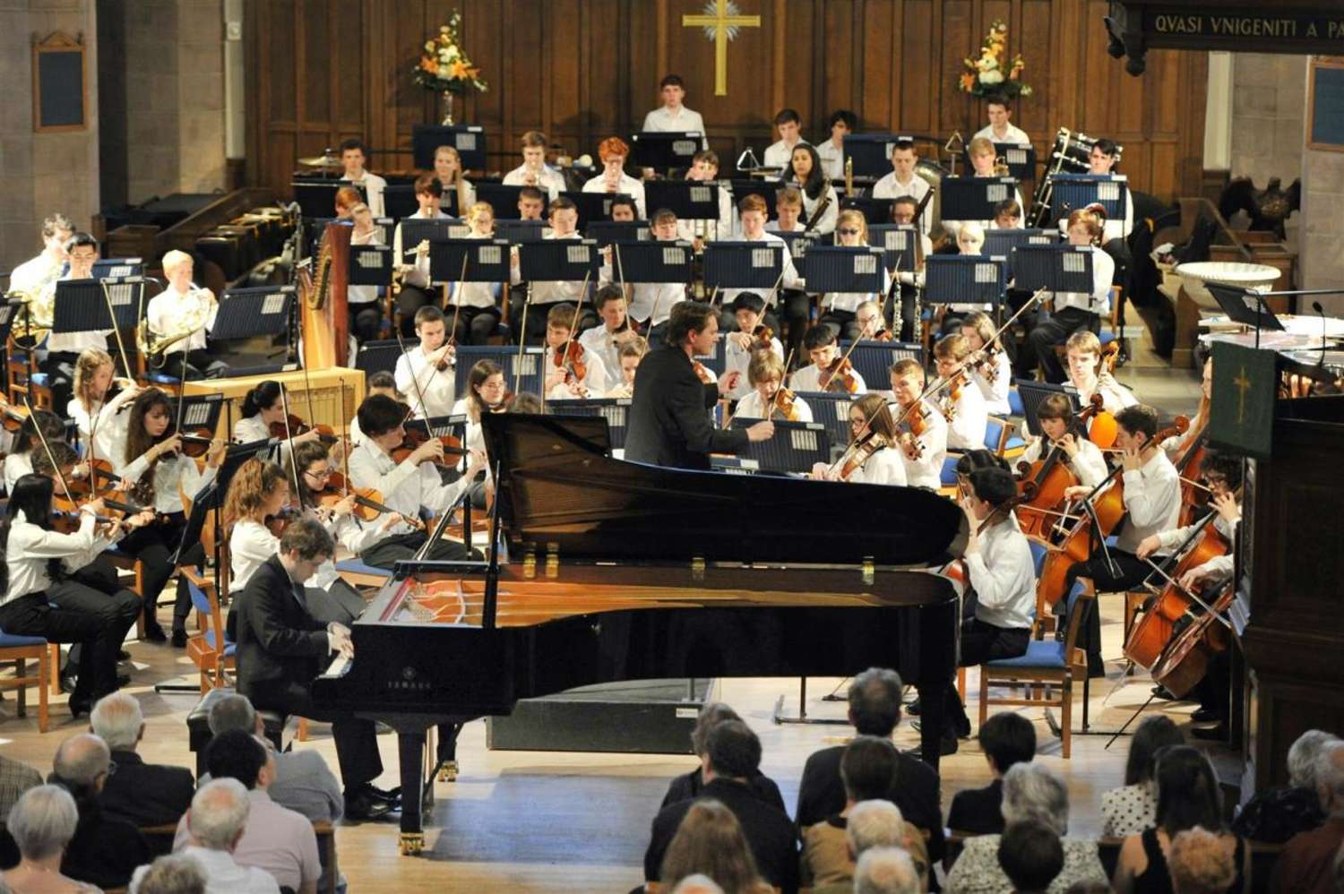 Benjamin Grosvenor playing Cesar Franck's, Symphonic Variations at Greyfriars Kirk 2014