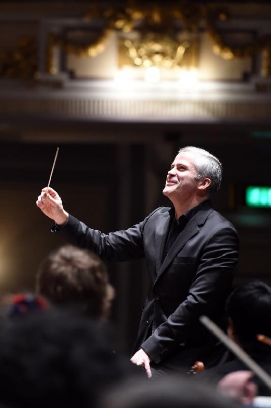 Conductor Tecwyn Evans showing his delight at the Usher Hall, April 2017